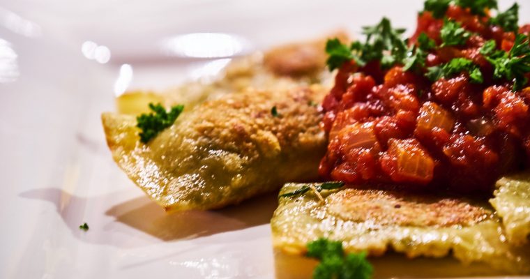 Ravioli mit Spinat Pilz Füllung