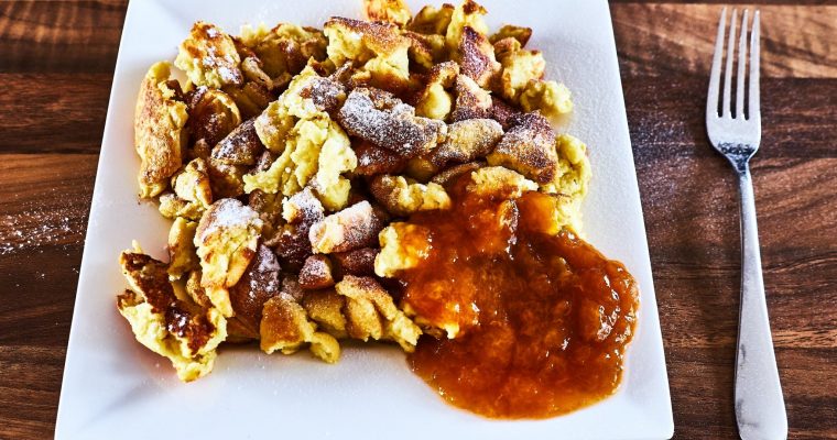 Wiener Kaiserschmarrn mit Aprikosenröster